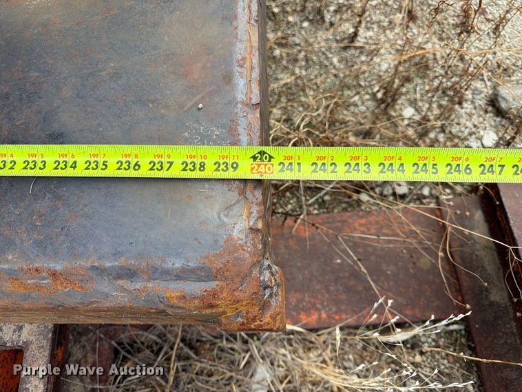 image for item ES1099 Steel trench shields