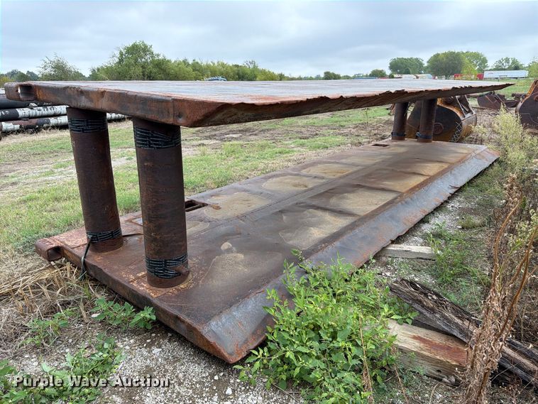 image for item ES1100 (2) steel trench shields