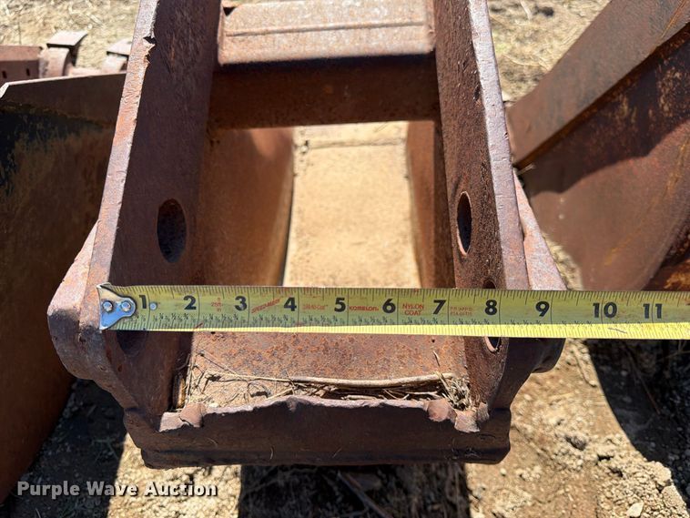 image for item ES1102 (4) buckets