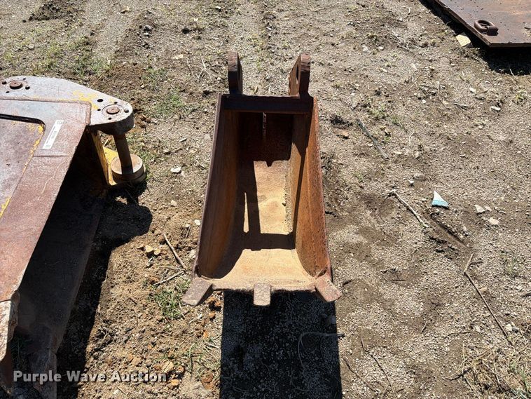 image for item ES1106 (4) buckets