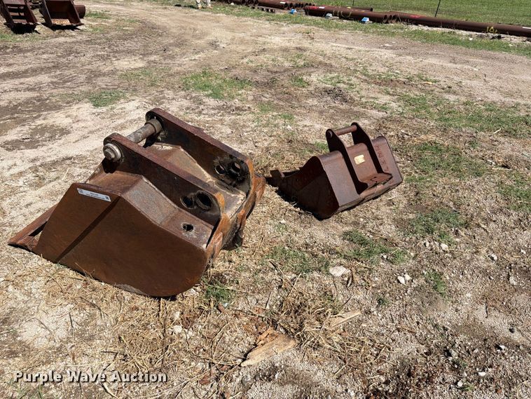 image for item ES1107 (2) buckets