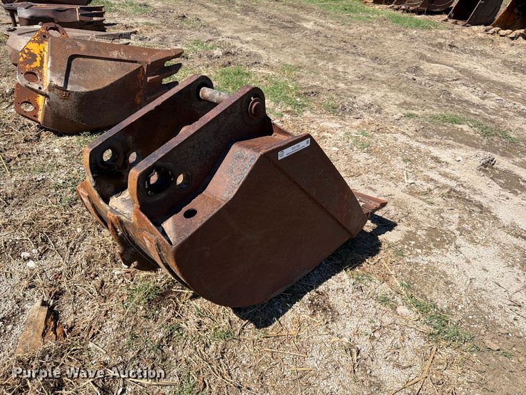 image for item ES1107 (2) buckets