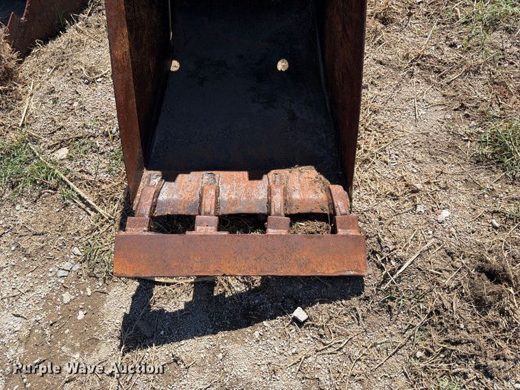 image for item ES1107 (2) buckets