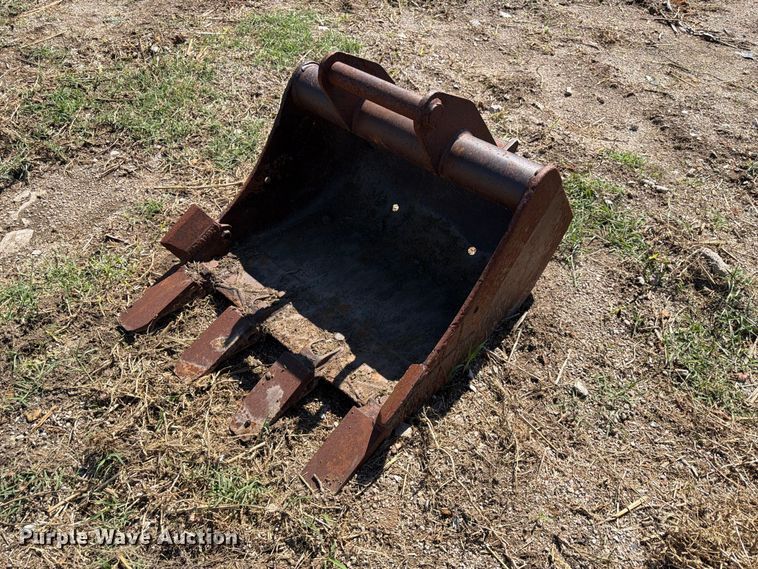 image for item ES1107 (2) buckets