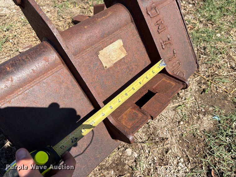 image for item ES1107 (2) buckets