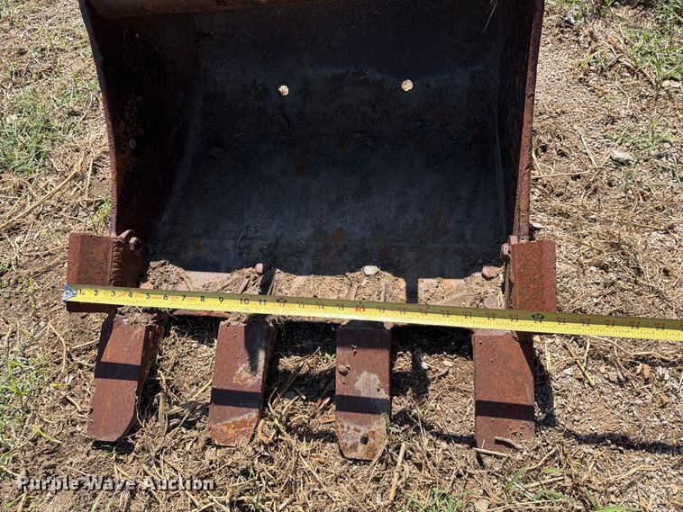 image for item ES1107 (2) buckets