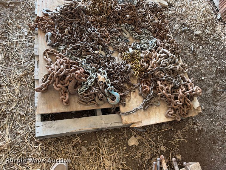 image for item EX2234 Chains and binders