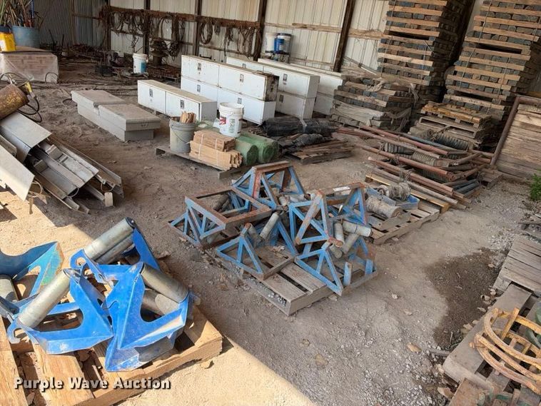 (5) pallets of pipe stands
