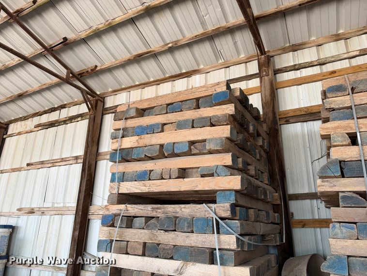image for item EX2240 (7) pallets of blocking 