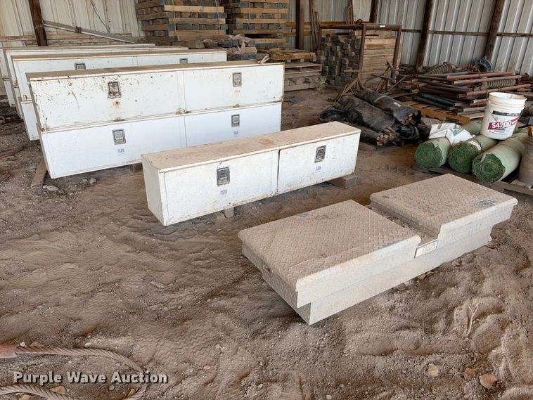 image for item EX2242 (4) toolboxes