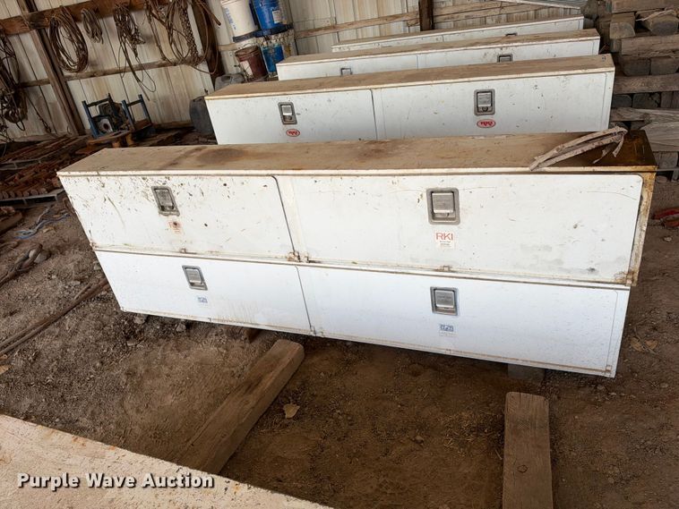 image for item EX2242 (4) toolboxes