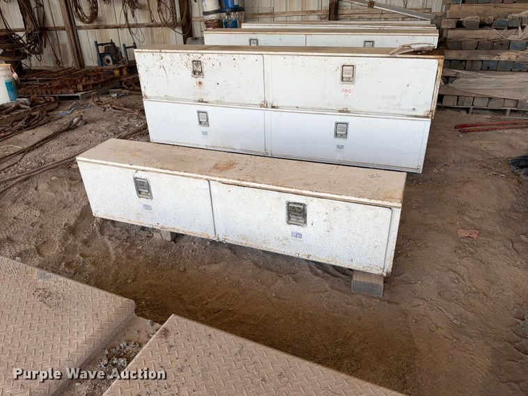 image for item EX2242 (4) toolboxes