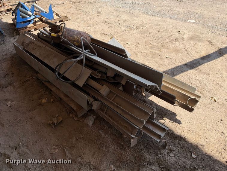 Shoring braces