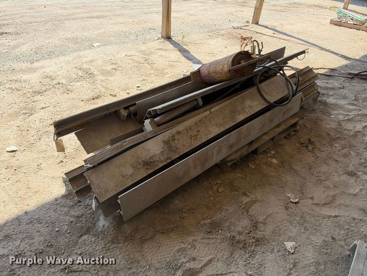 image for item EX2244 Shoring braces 
