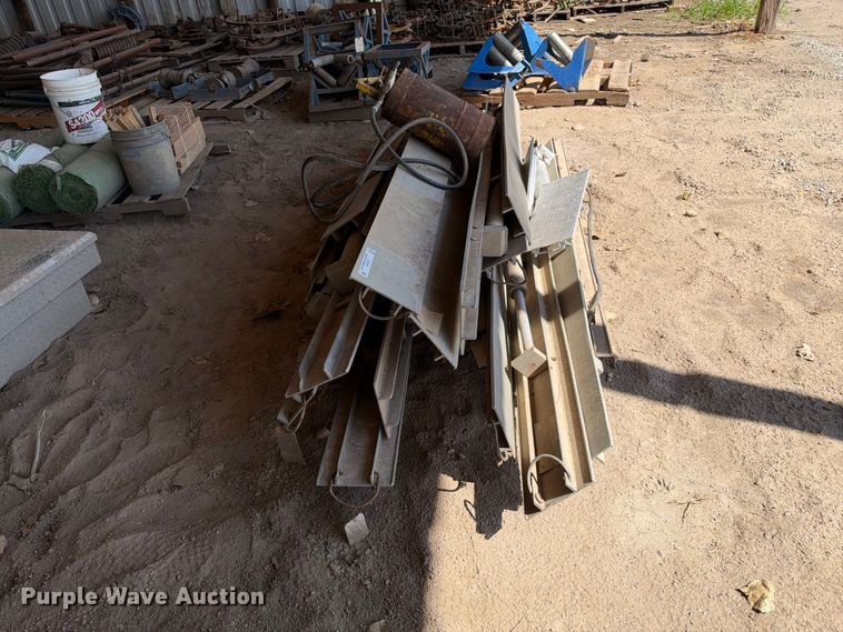 image for item EX2244 Shoring braces 