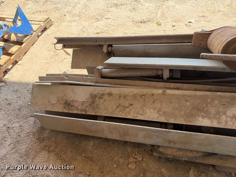 image for item EX2244 Shoring braces 