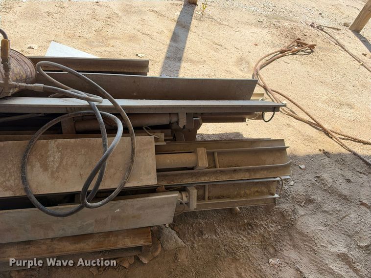 image for item EX2244 Shoring braces 