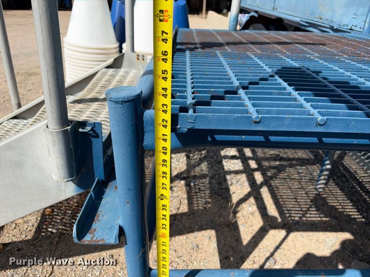 image for item EX2257 Stairs and platform 