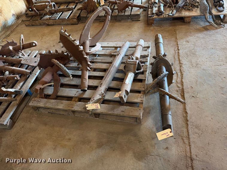 image for item EX2263 Ditch witch 3020 bits and reamers 