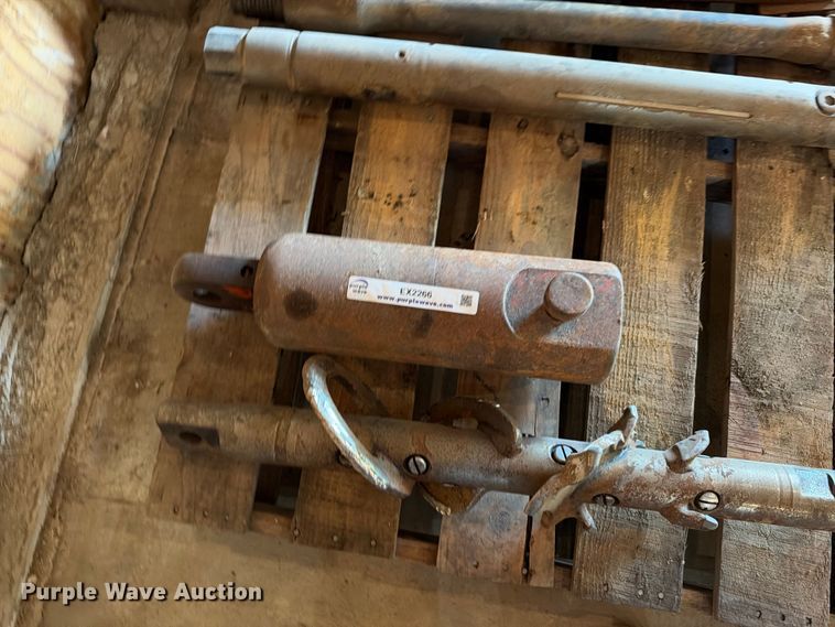image for item EX2266 Various bits and reamers 