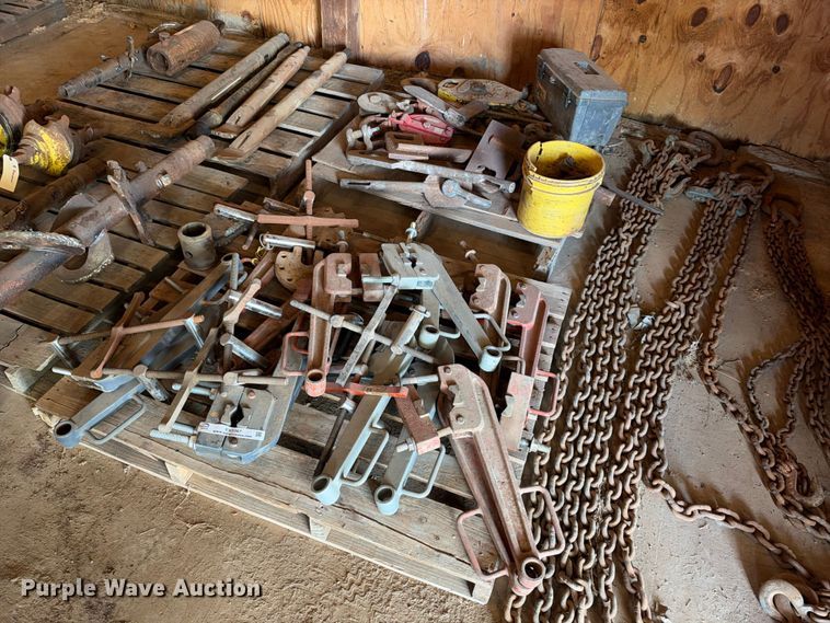 Pipe clamps