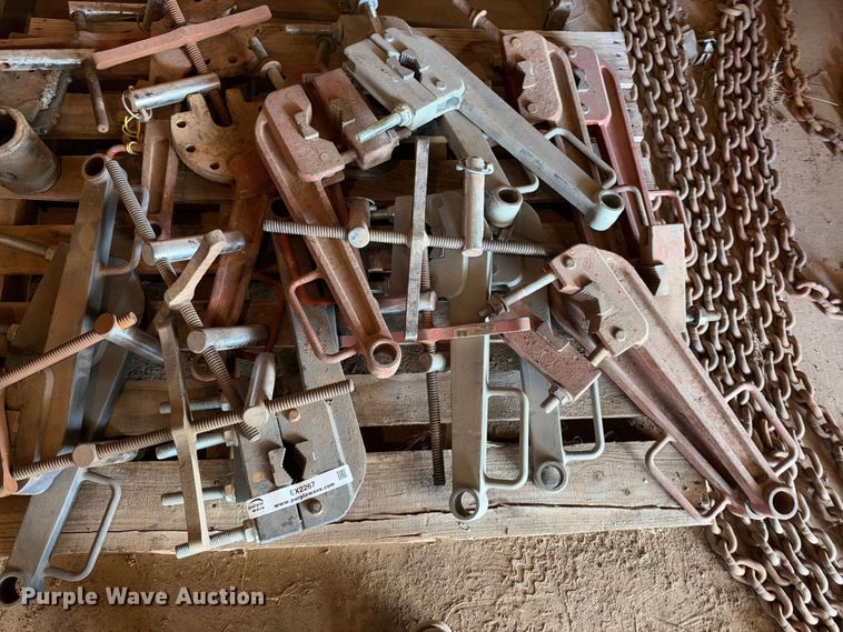 image for item EX2267 Pipe clamps 