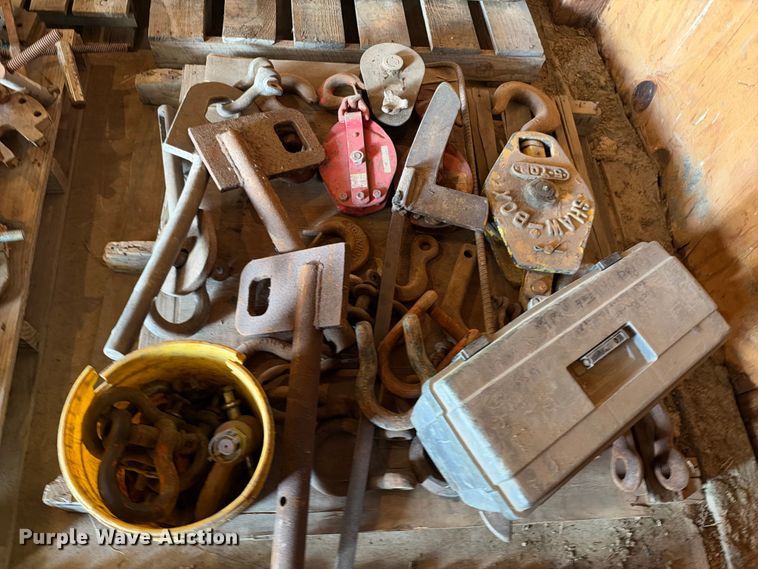 image for item EX2267 Pipe clamps 