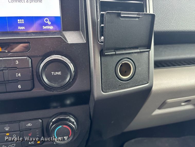image for item FK3727 2020 Ford F150 Crew Cab pickup truck