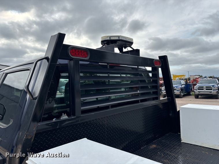 image for item FK3728 2024 Ford F250 Crew Cab flatbed pickup truck