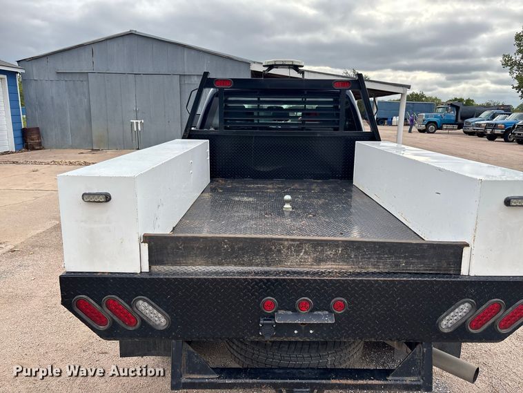 image for item FK3728 2024 Ford F250 Crew Cab flatbed pickup truck