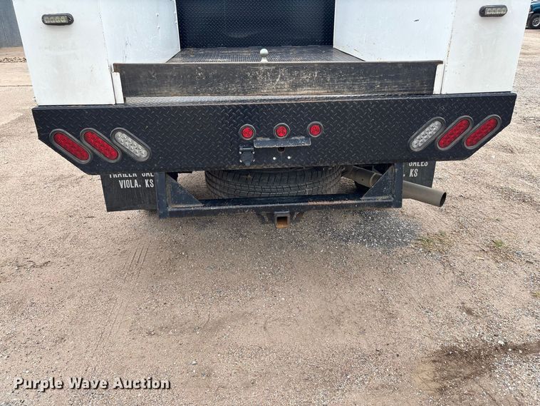 image for item FK3728 2024 Ford F250 Crew Cab flatbed pickup truck