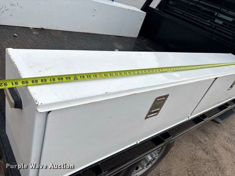 image for item FK3728 2024 Ford F250 Crew Cab flatbed pickup truck