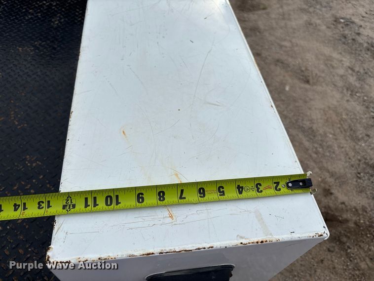 image for item FK3728 2024 Ford F250 Crew Cab flatbed pickup truck
