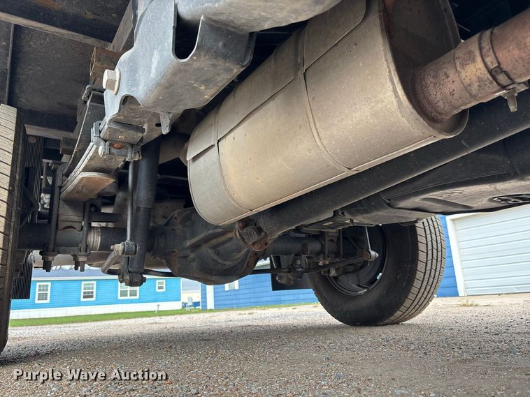 image for item FK3728 2024 Ford F250 Crew Cab flatbed pickup truck