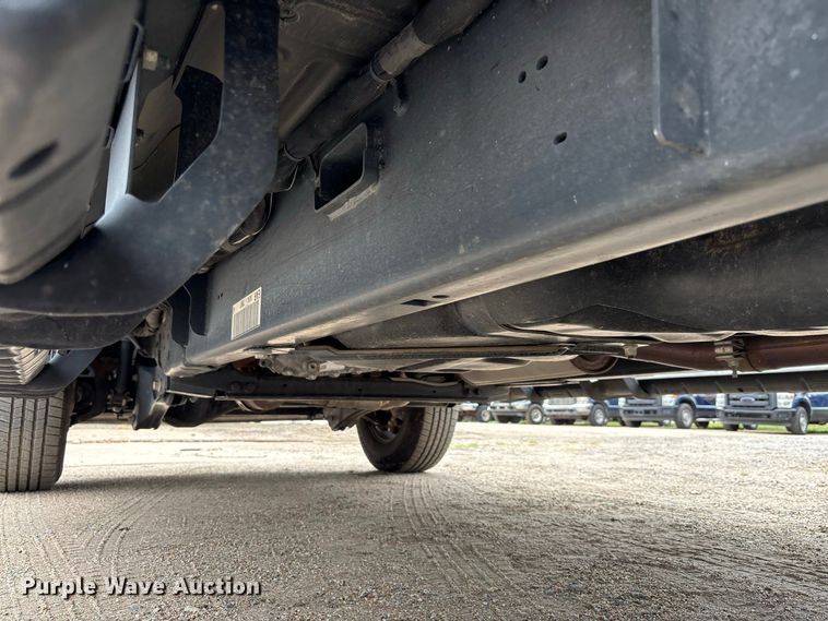 image for item FK3728 2024 Ford F250 Crew Cab flatbed pickup truck