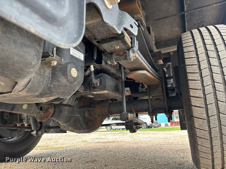 image for item FK3728 2024 Ford F250 Crew Cab flatbed pickup truck