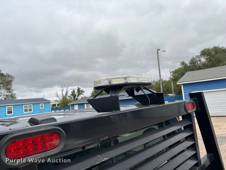 image for item FK3729 2024 Ford F250 Crew Cab flatbed pickup truck