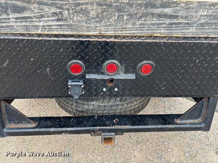 image for item FK3729 2024 Ford F250 Crew Cab flatbed pickup truck