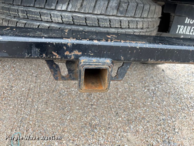 image for item FK3729 2024 Ford F250 Crew Cab flatbed pickup truck