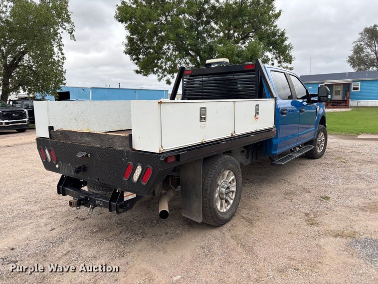 image for item FK3731 2020 Ford F250 STX Crew Cab dump flatbed pickup truck