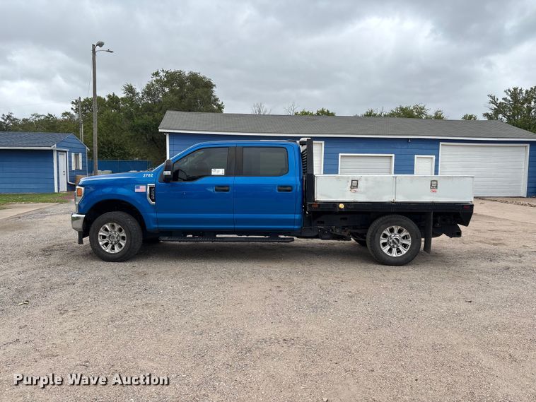 image for item FK3731 2020 Ford F250 STX Crew Cab dump flatbed pickup truck
