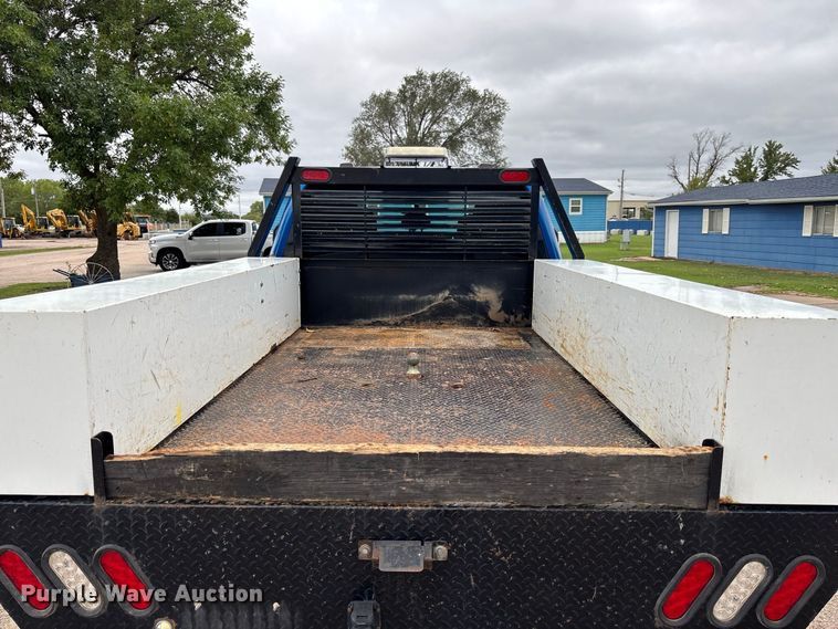 image for item FK3731 2020 Ford F250 STX Crew Cab dump flatbed pickup truck