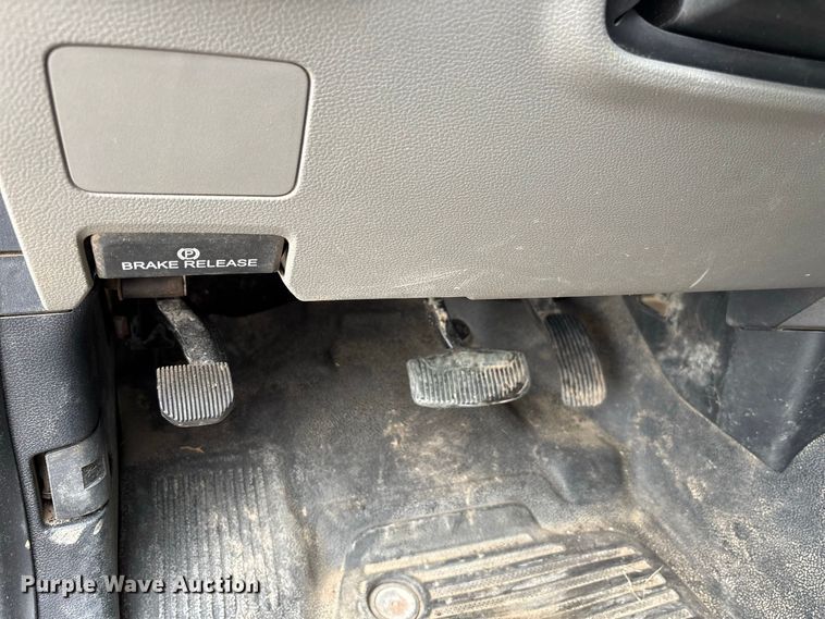 image for item FK3731 2020 Ford F250 STX Crew Cab dump flatbed pickup truck