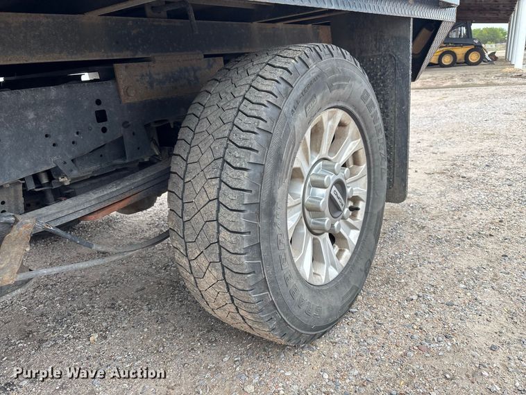 image for item FK3731 2020 Ford F250 STX Crew Cab dump flatbed pickup truck