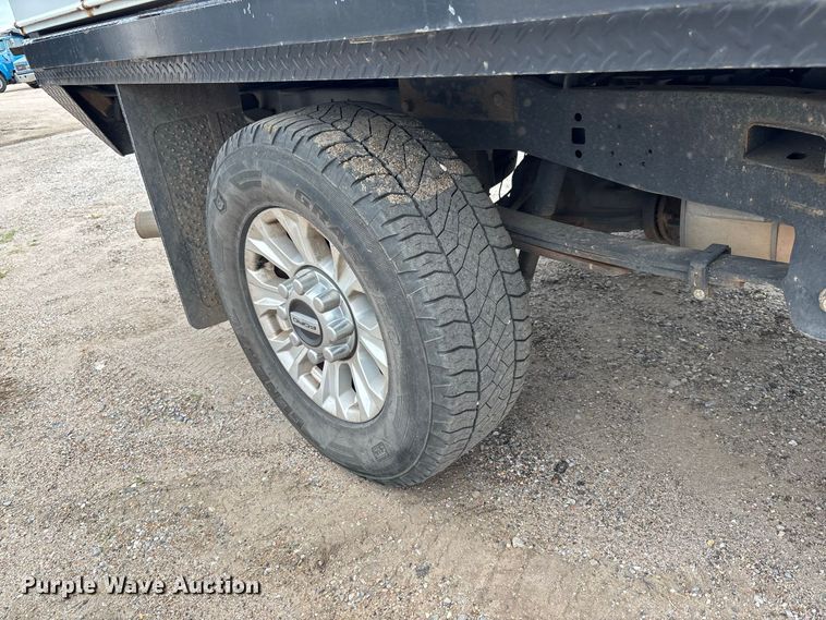 image for item FK3731 2020 Ford F250 STX Crew Cab dump flatbed pickup truck