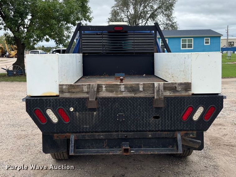 image for item FK3732 2016 RAM Dodge 2500 Crew Cab flatbed pickup truck