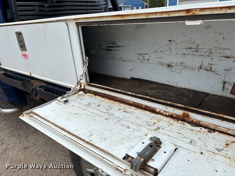 image for item FK3732 2016 RAM Dodge 2500 Crew Cab flatbed pickup truck
