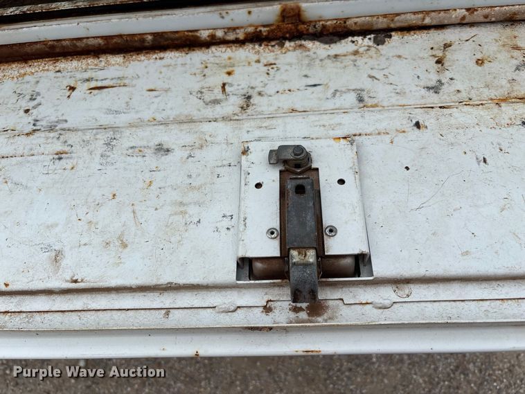 image for item FK3732 2016 RAM Dodge 2500 Crew Cab flatbed pickup truck