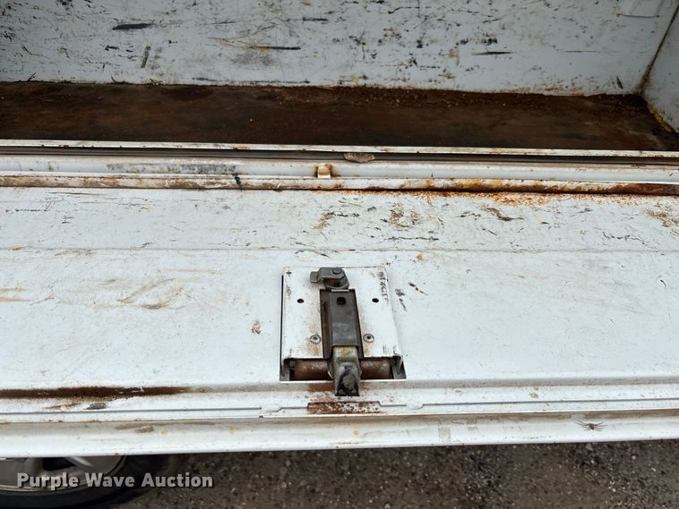 image for item FK3732 2016 RAM Dodge 2500 Crew Cab flatbed pickup truck