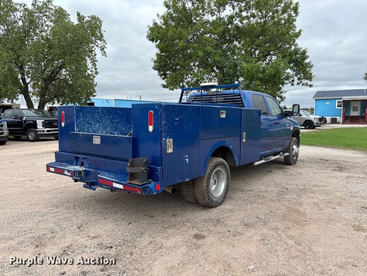 image for item FK3733 2018 Dodge Ram 3500 Crew Cab utility bed pickup truck